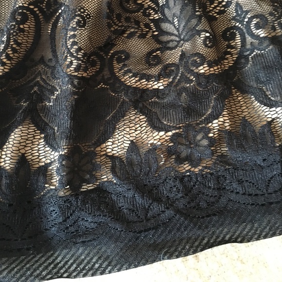 English Lace Top - Picture 8 of 8